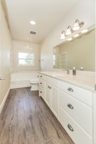 4350 Navelencia Avenue, Reedley, CA 93654