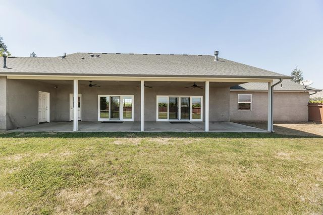 4350 Navelencia Avenue, Reedley, CA 93654