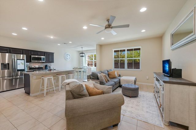 2880 Donnell DR 2502, Round Rock, TX 78664