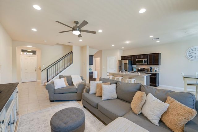 2880 Donnell DR 2502, Round Rock, TX 78664