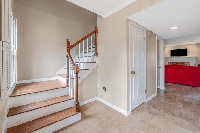 2200 Andover Ct Apt 301, Little Rock, AR 72227