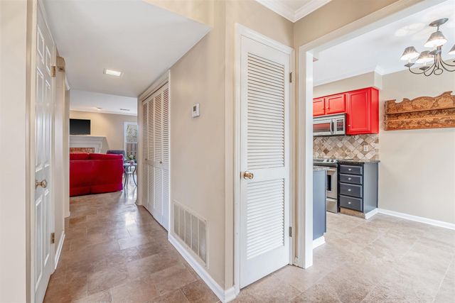 2200 Andover Ct Apt 301, Little Rock, AR 72227