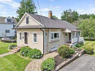 48 Sargent Ave, Leominster, MA 01453