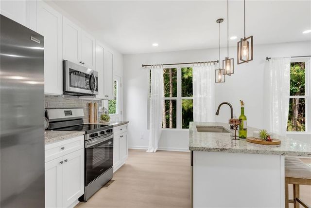 3408 Ashford Loop, Ellenwood, GA 30294
