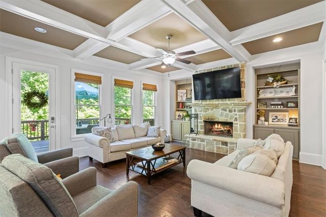 1205 Eagles Creek Court NW, Acworth, GA 30101