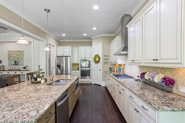 1205 Eagles Creek Court NW, Acworth, GA 30101
