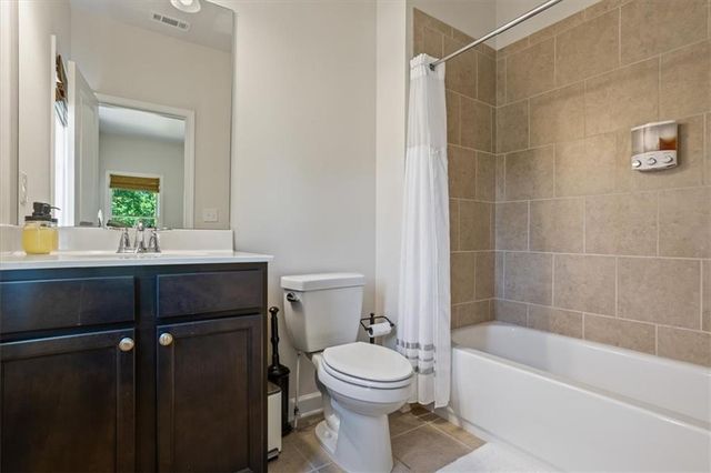 1205 Eagles Creek Court NW, Acworth, GA 30101
