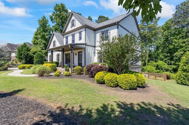 1205 Eagles Creek Court NW, Acworth, GA 30101
