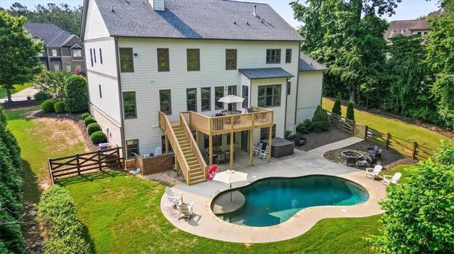 1205 Eagles Creek Court NW, Acworth, GA 30101