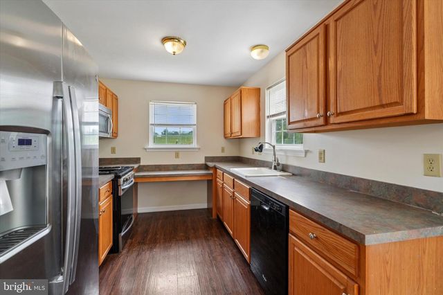 317 W SIXTH ST, East Greenville, PA 18041