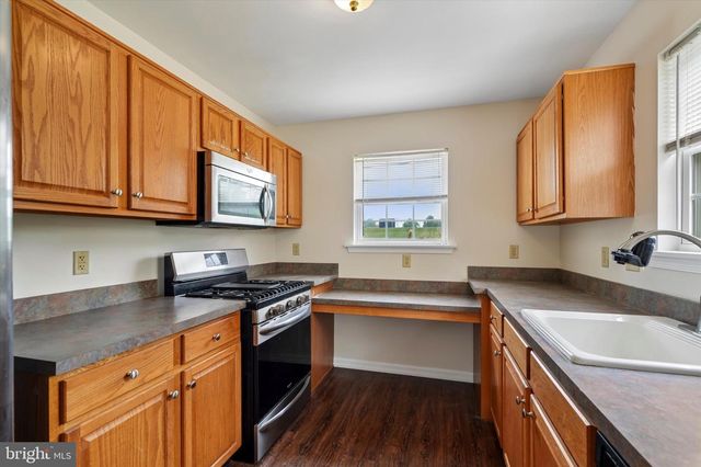 317 W SIXTH ST, East Greenville, PA 18041
