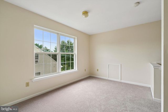 317 W SIXTH ST, East Greenville, PA 18041