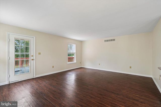 317 W SIXTH ST, East Greenville, PA 18041