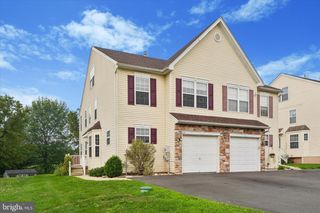 317 W SIXTH ST, East Greenville, PA 18041