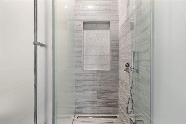 1 Dalton 5203, Boston, MA 02115
