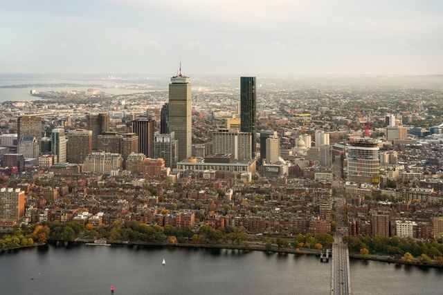 1 Dalton 5203, Boston, MA 02115
