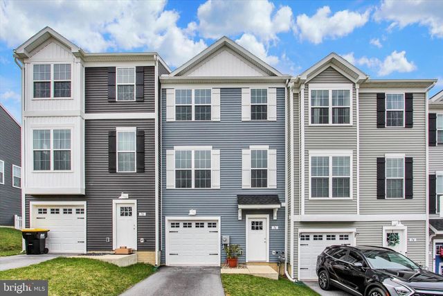 76 COOP LN, Hanover, PA 17331