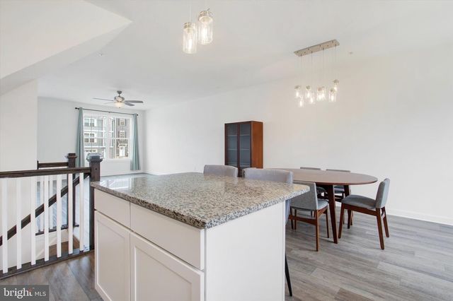 76 COOP LN, Hanover, PA 17331