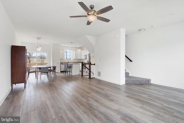 76 COOP LN, Hanover, PA 17331