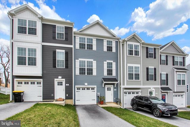 76 COOP LN, Hanover, PA 17331