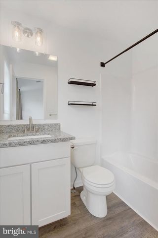 76 COOP LN, Hanover, PA 17331