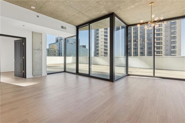 3324 Peachtree NE Road 801, Atlanta, GA 30326