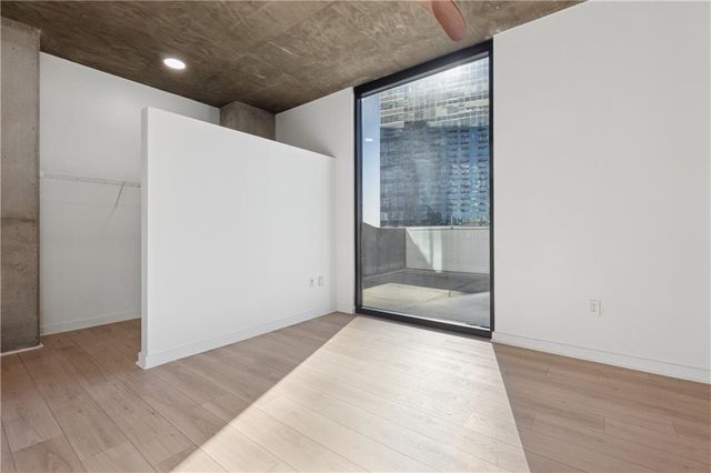 3324 Peachtree NE Road 801, Atlanta, GA 30326