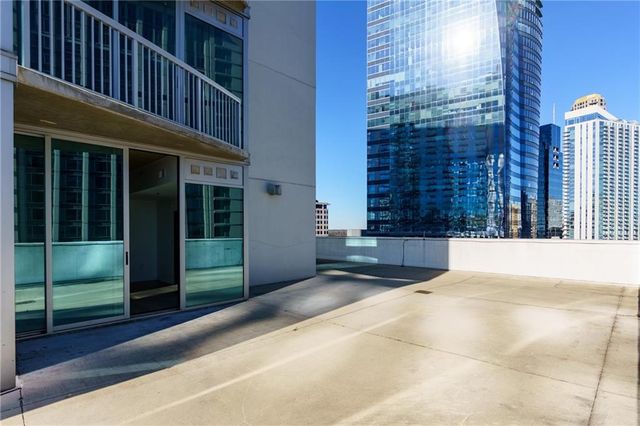 3324 Peachtree NE Road 801, Atlanta, GA 30326