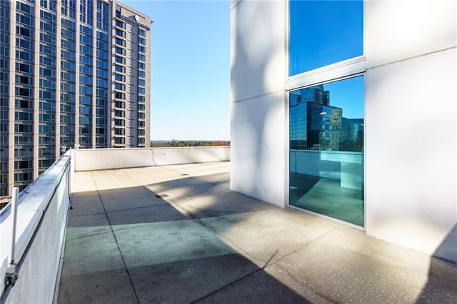 3324 Peachtree NE Road 801, Atlanta, GA 30326