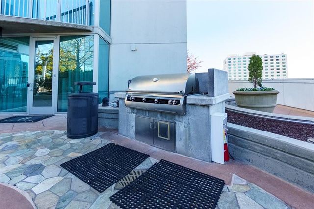 3324 Peachtree NE Road 801, Atlanta, GA 30326