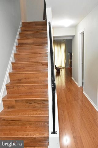 4557 KING EDWARD CT, Annandale, VA 22003