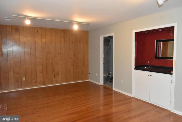 4557 KING EDWARD CT, Annandale, VA 22003