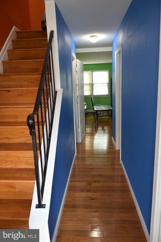 4557 KING EDWARD CT, Annandale, VA 22003