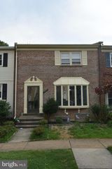 4557 KING EDWARD CT, Annandale, VA 22003