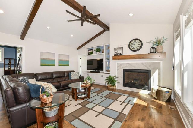 19872 79th STREET, Bristol, WI 53104
