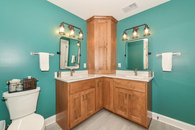 19872 79th STREET, Bristol, WI 53104