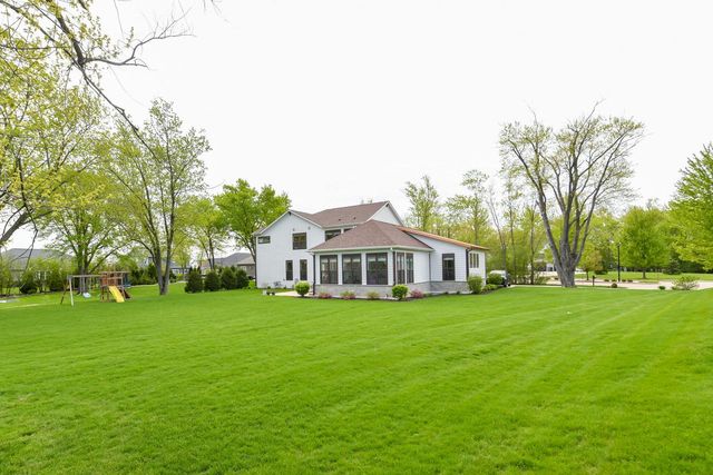 19872 79th STREET, Bristol, WI 53104