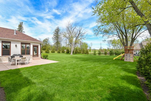19872 79th STREET, Bristol, WI 53104
