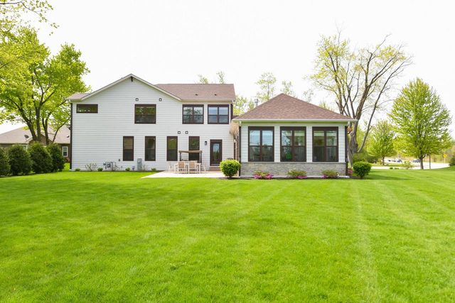 19872 79th STREET, Bristol, WI 53104