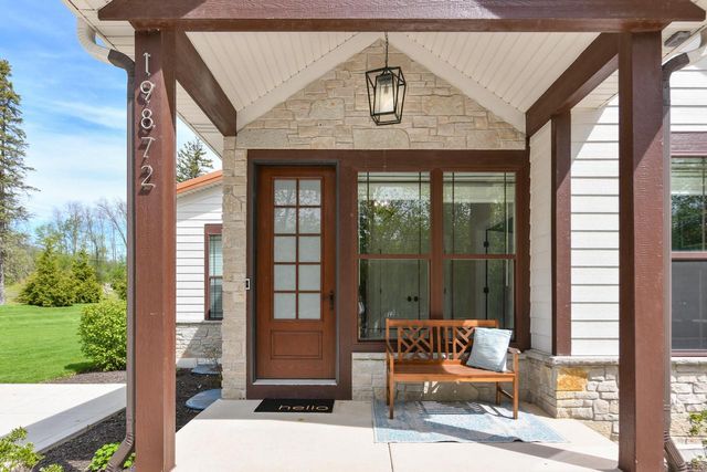19872 79th STREET, Bristol, WI 53104