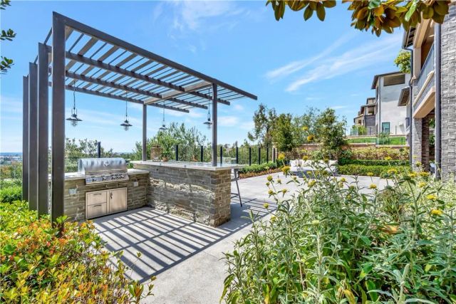 17 Ponte, Lake Forest, CA 92630