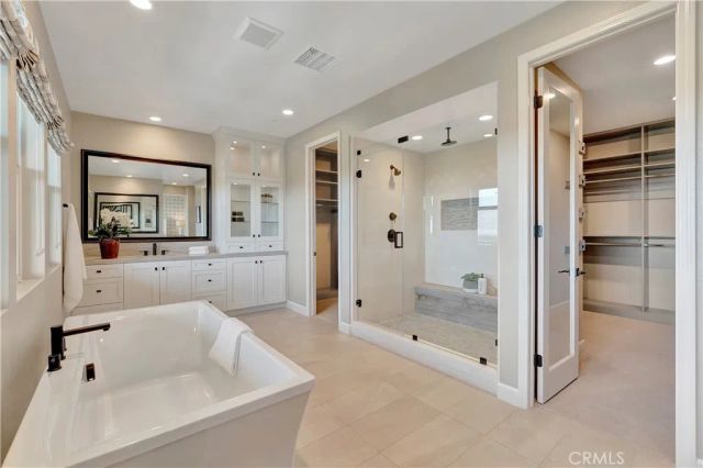 17 Ponte, Lake Forest, CA 92630