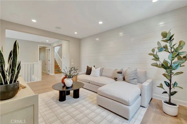 17 Ponte, Lake Forest, CA 92630