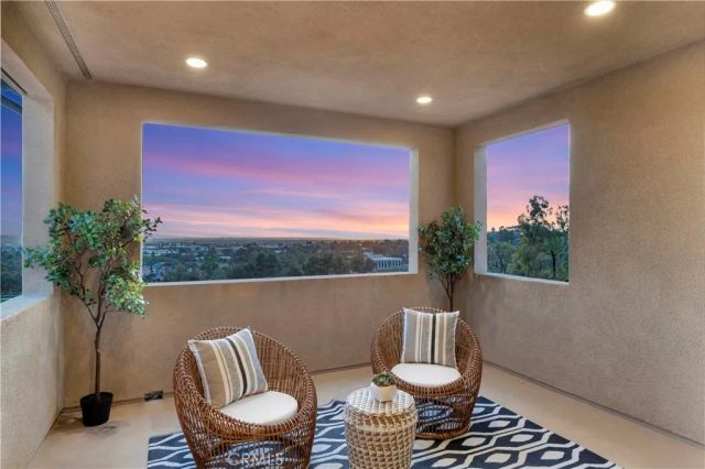 17 Ponte, Lake Forest, CA 92630
