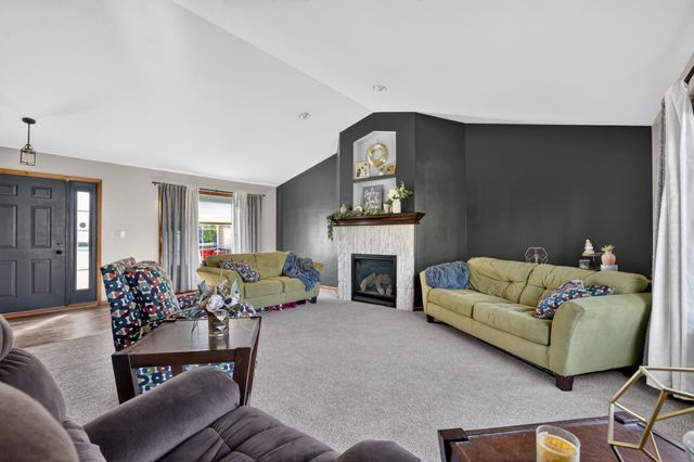 603 11th Avenue NE, Kasson, MN 55944