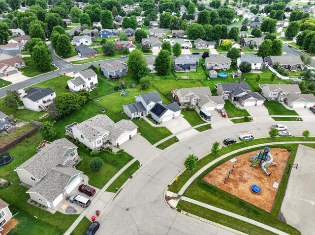 603 11th Avenue NE, Kasson, MN 55944