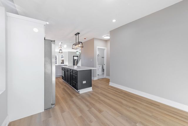 7505 S Wolcott Avenue, Chicago, IL 60620