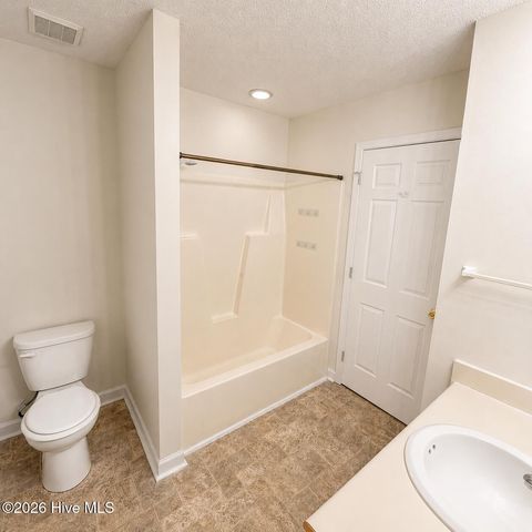 2905 Cedar Creek Road E, Greenville, NC 27834