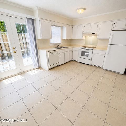 2905 Cedar Creek Road E, Greenville, NC 27834