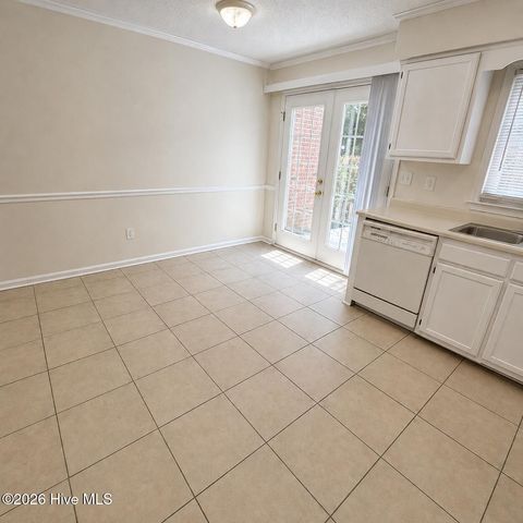 2905 Cedar Creek Road E, Greenville, NC 27834